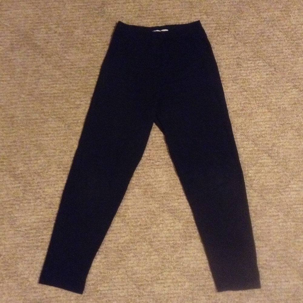 Black leggings